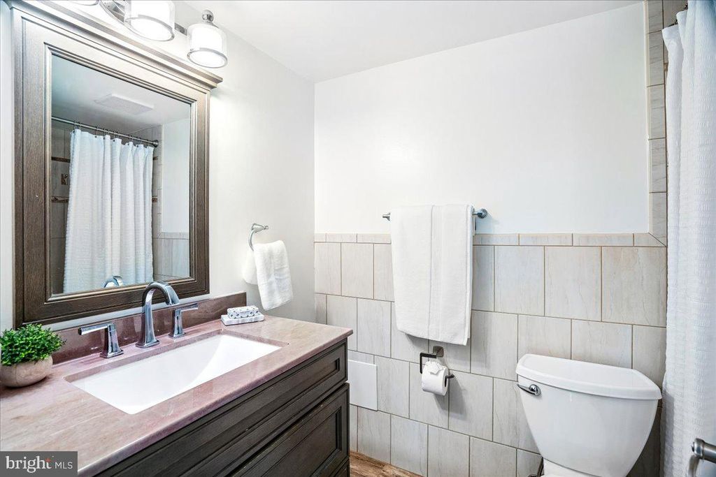 Image 30 of property listing at 778 QUINCE ORCHARD BLVD #201, Gaithersburg, MD 20878