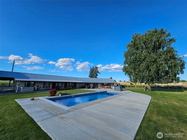 8708 Road K Road NE, Moses Lake, WA 98837
