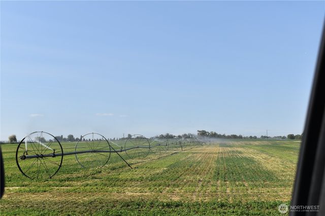 8708 Road K Road NE, Moses Lake, WA 98837