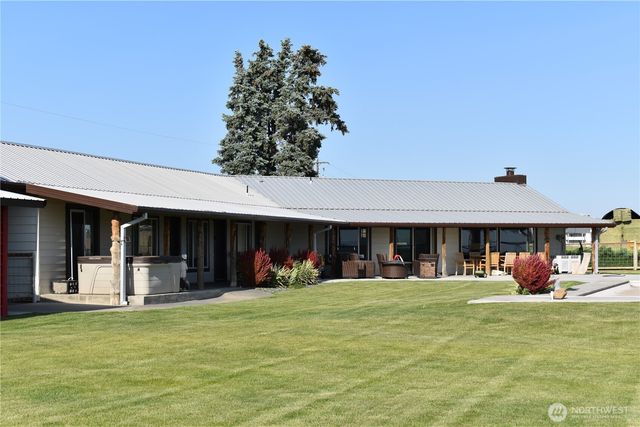 8708 Road K Road NE, Moses Lake, WA 98837