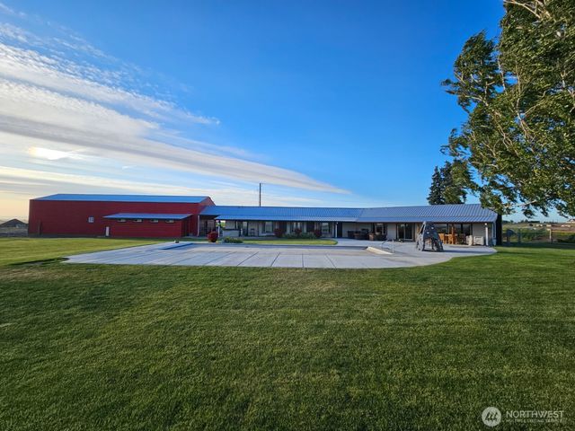 8708 Road K Road NE, Moses Lake, WA 98837