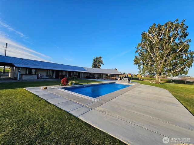 8708 Road K Road NE, Moses Lake, WA 98837
