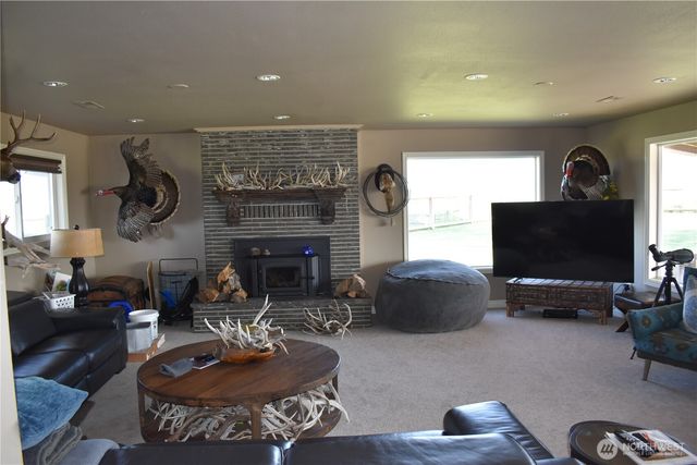 8708 Road K Road NE, Moses Lake, WA 98837