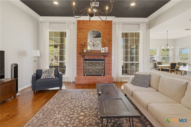 105 Old Campbell Road, Seguin, TX 78155