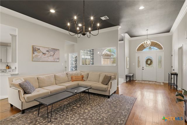 105 Old Campbell Road, Seguin, TX 78155