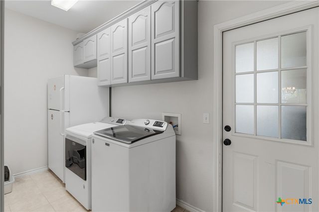 105 Old Campbell Road, Seguin, TX 78155