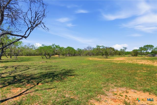 105 Old Campbell Road, Seguin, TX 78155