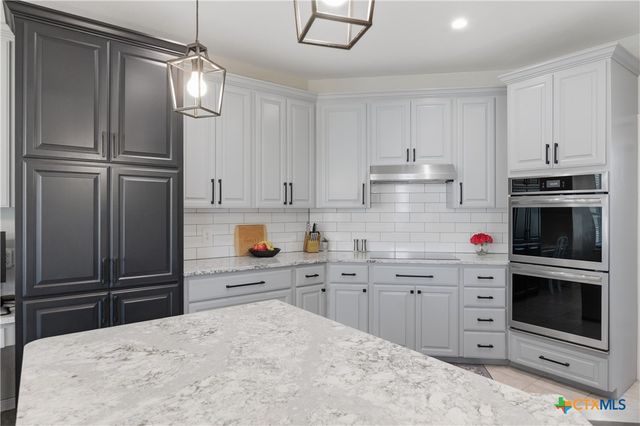 105 Old Campbell Road, Seguin, TX 78155