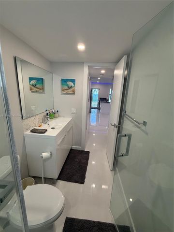 901 S Surf Rd 306, Hollywood, FL 33019