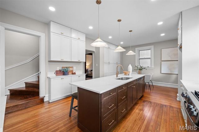 3537 Crittenden Street, St Louis, MO 63118
