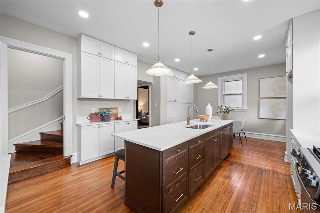 Image 12 of property listing at 3537 Crittenden Street, St Louis, MO 63118