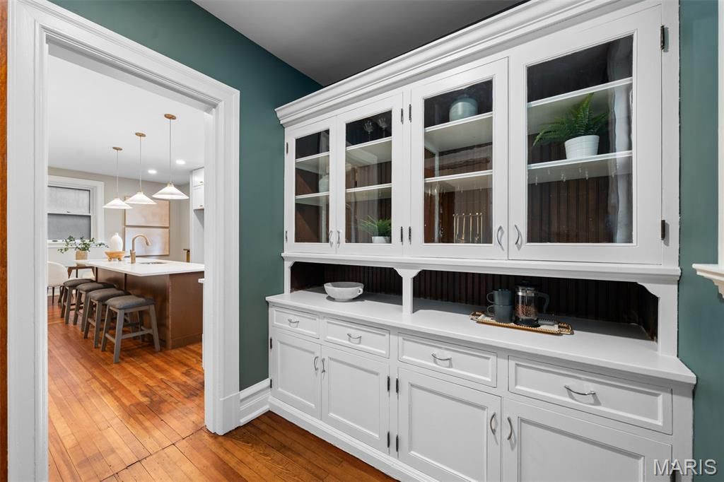 Image 14 of property listing at 3537 Crittenden Street, St Louis, MO 63118