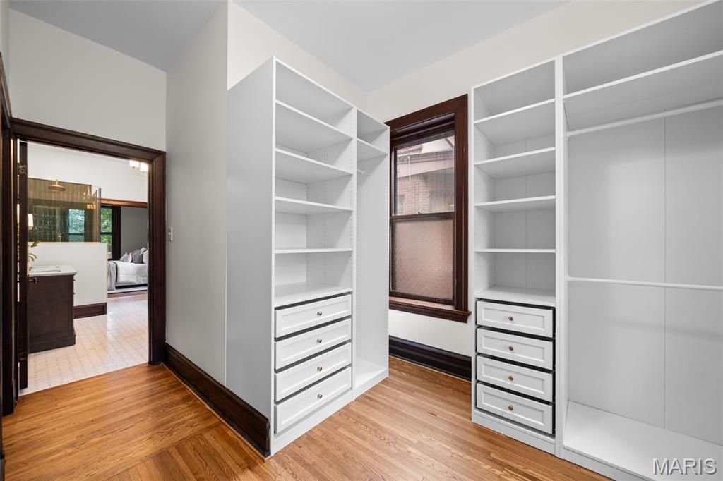 Image 25 of property listing at 3537 Crittenden Street, St Louis, MO 63118