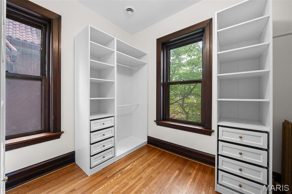 Image 26 of property listing at 3537 Crittenden Street, St Louis, MO 63118