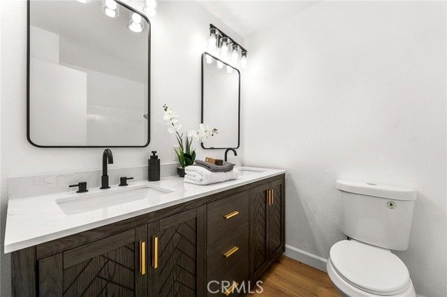 2588 Avenida Del Vista J202, Corona, CA 92882