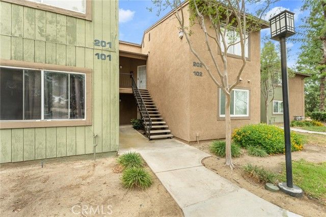 2588 Avenida Del Vista J202, Corona, CA 92882