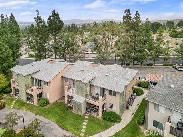 2588 Avenida Del Vista J202, Corona, CA 92882