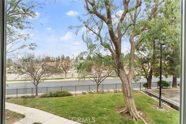 2588 Avenida Del Vista J202, Corona, CA 92882