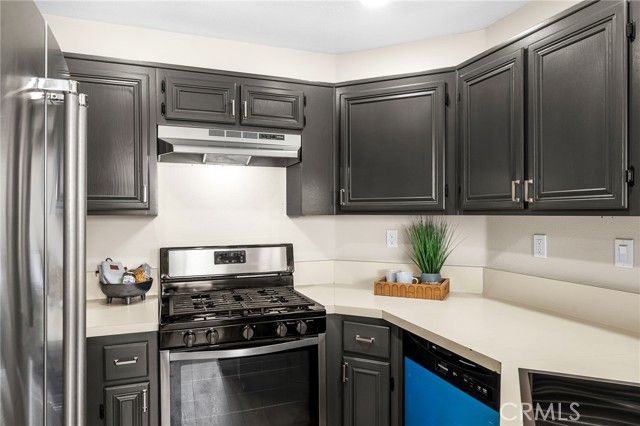 2588 Avenida Del Vista J202, Corona, CA 92882