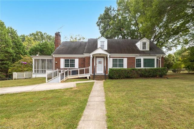 2282 Price Road, Eden, NC 27288