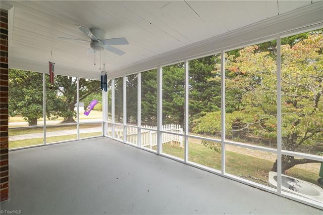 2282 Price Road, Eden, NC 27288