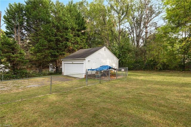 2282 Price Road, Eden, NC 27288