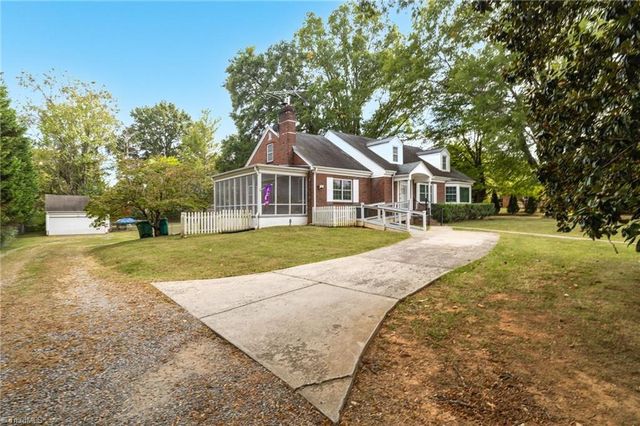 2282 Price Road, Eden, NC 27288