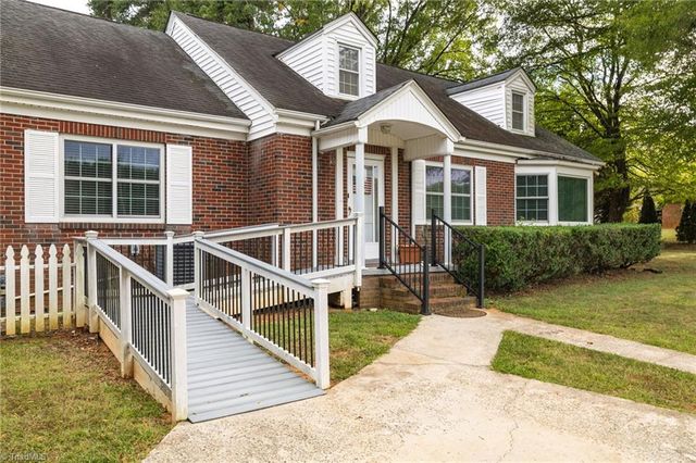 2282 Price Road, Eden, NC 27288