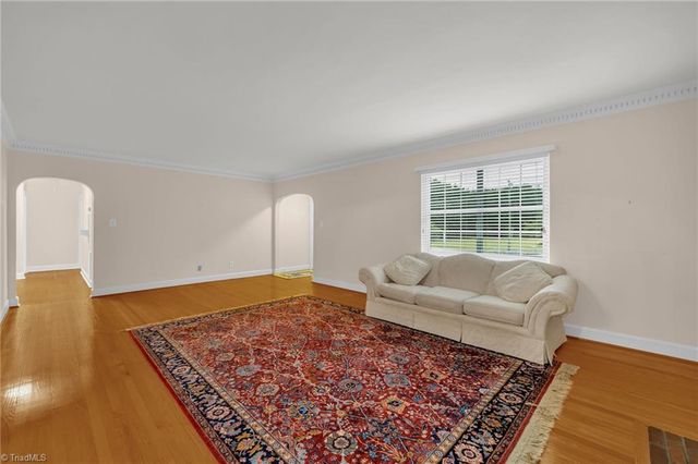 2282 Price Road, Eden, NC 27288
