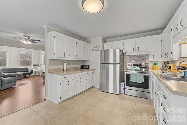 57 Melody Lane, Maggie Valley, NC 28751