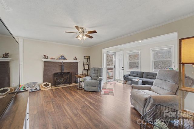 57 Melody Lane, Maggie Valley, NC 28751