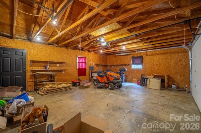 57 Melody Lane, Maggie Valley, NC 28751