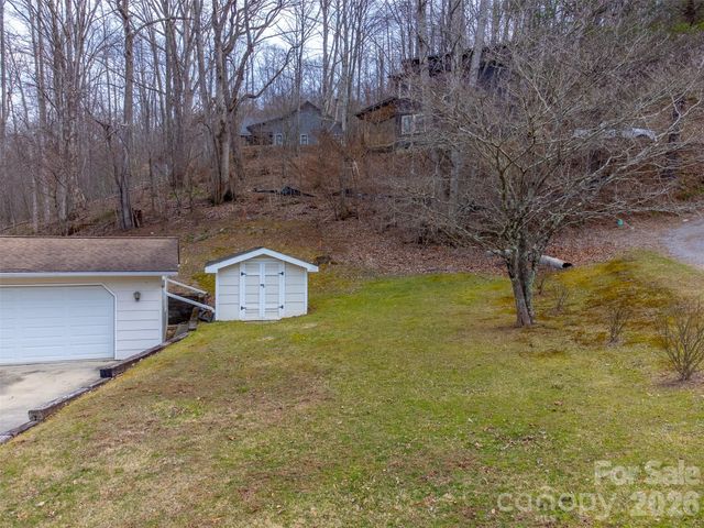 57 Melody Lane, Maggie Valley, NC 28751