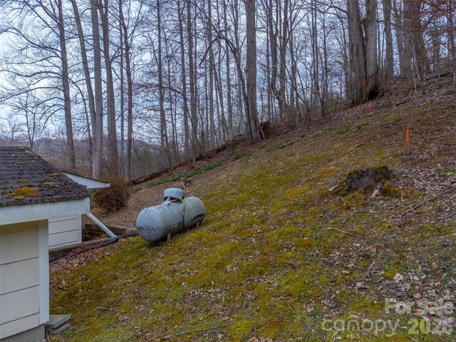 57 Melody Lane, Maggie Valley, NC 28751