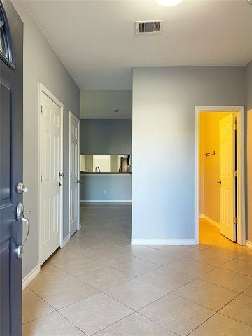 13739 Canyon Hollow Loop, Houston, TX 77083