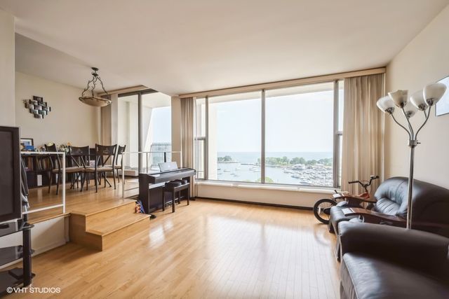 3200 N LAKE SHORE Drive 1104, Chicago, IL 60657
