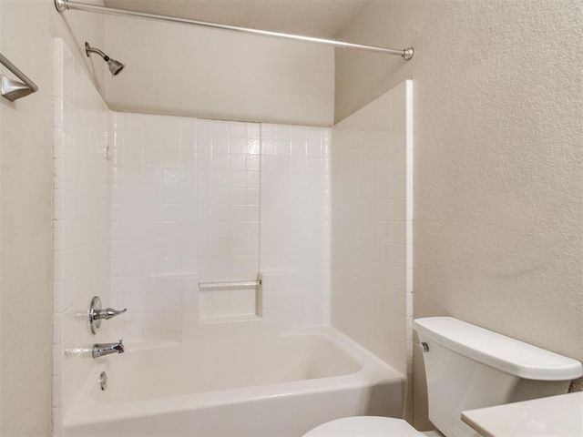 16205 Clear Creek Drive, Edmond, OK 73013