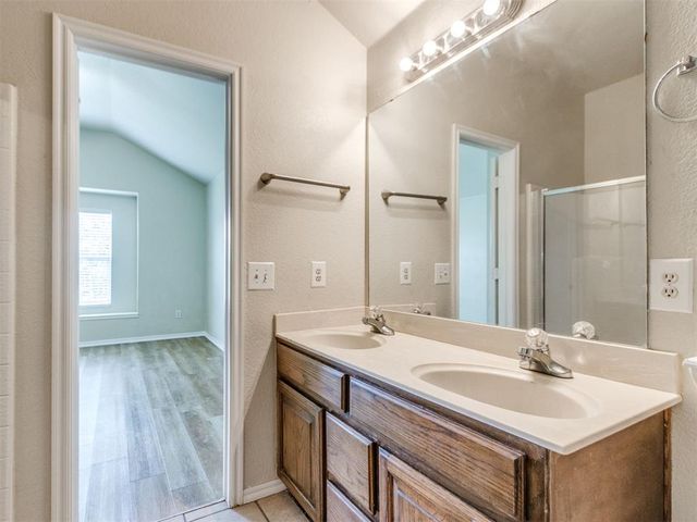16205 Clear Creek Drive, Edmond, OK 73013