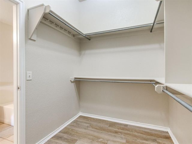 16205 Clear Creek Drive, Edmond, OK 73013