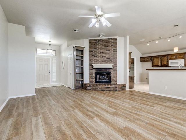 16205 Clear Creek Drive, Edmond, OK 73013