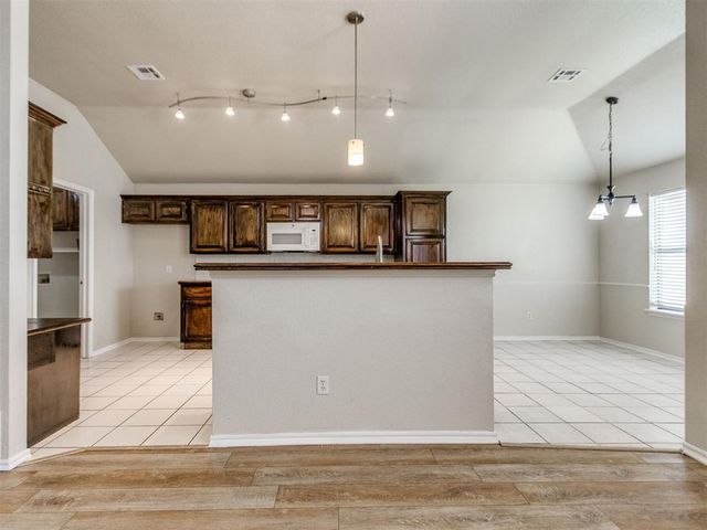 16205 Clear Creek Drive, Edmond, OK 73013