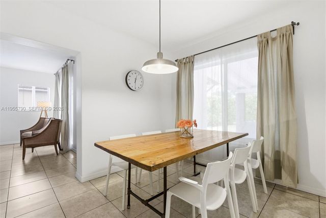 1280 NE 132nd St, North Miami, FL 33161