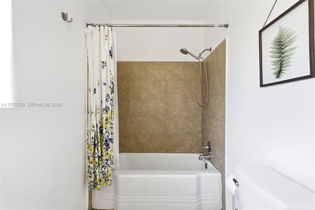 1280 NE 132nd St, North Miami, FL 33161