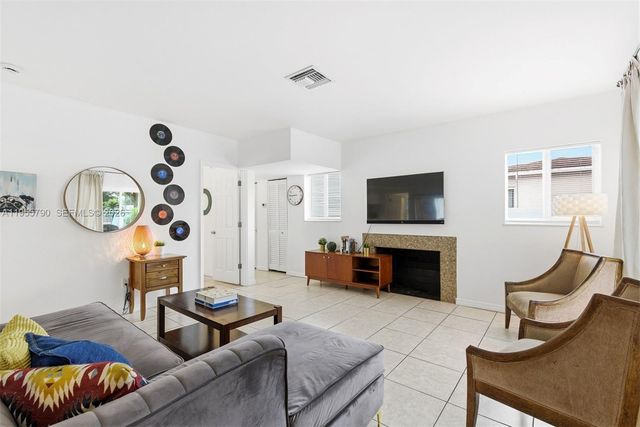 1280 NE 132nd St, North Miami, FL 33161