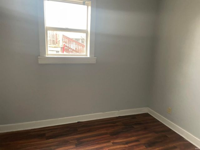 261 N Crescent Drive, Frankfort, IN 46041