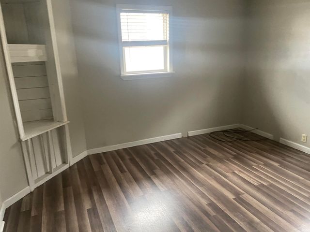 261 N Crescent Drive, Frankfort, IN 46041