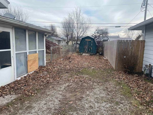 261 N Crescent Drive, Frankfort, IN 46041