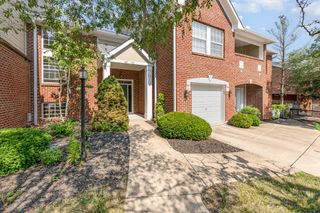377 Deepwoods Drive, Highland Heights, KY 41076