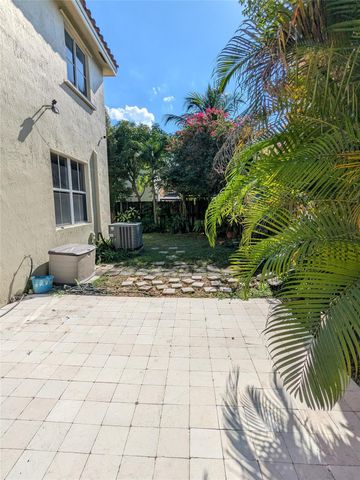 3822 SW 171st Ave, Miramar, FL 33027