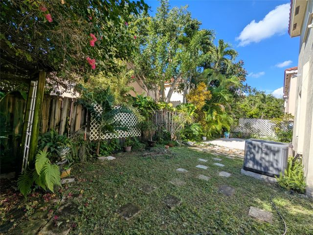 3822 SW 171st Ave, Miramar, FL 33027